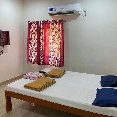 Suma Beach Resort Dāpoli Eksteriør bilde