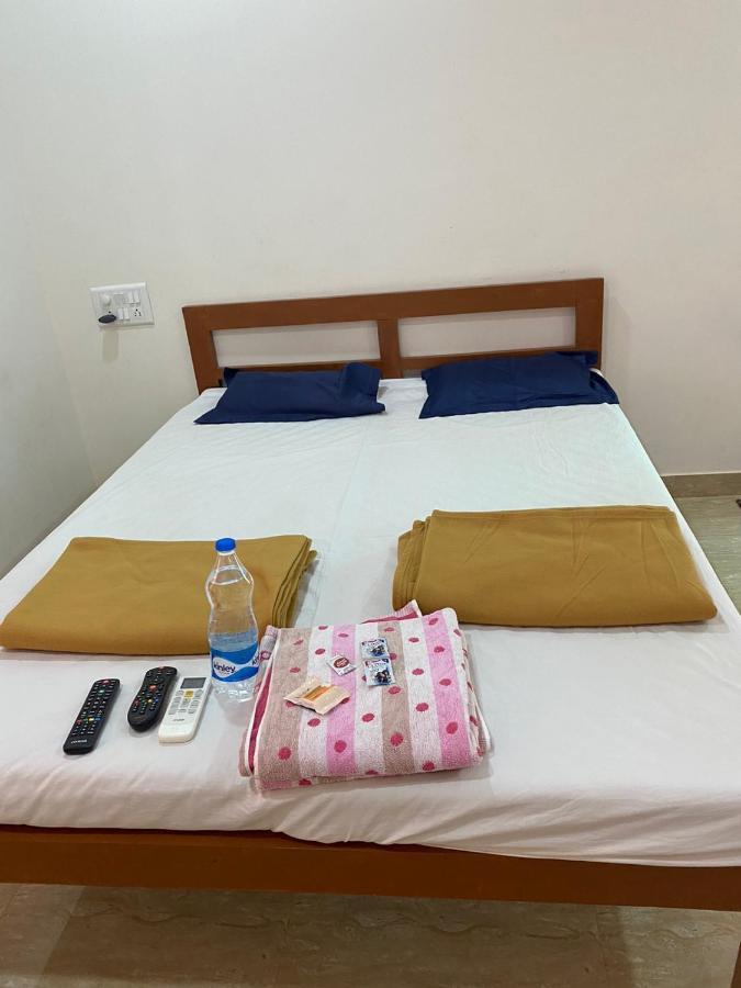 Suma Beach Resort Dāpoli Eksteriør bilde