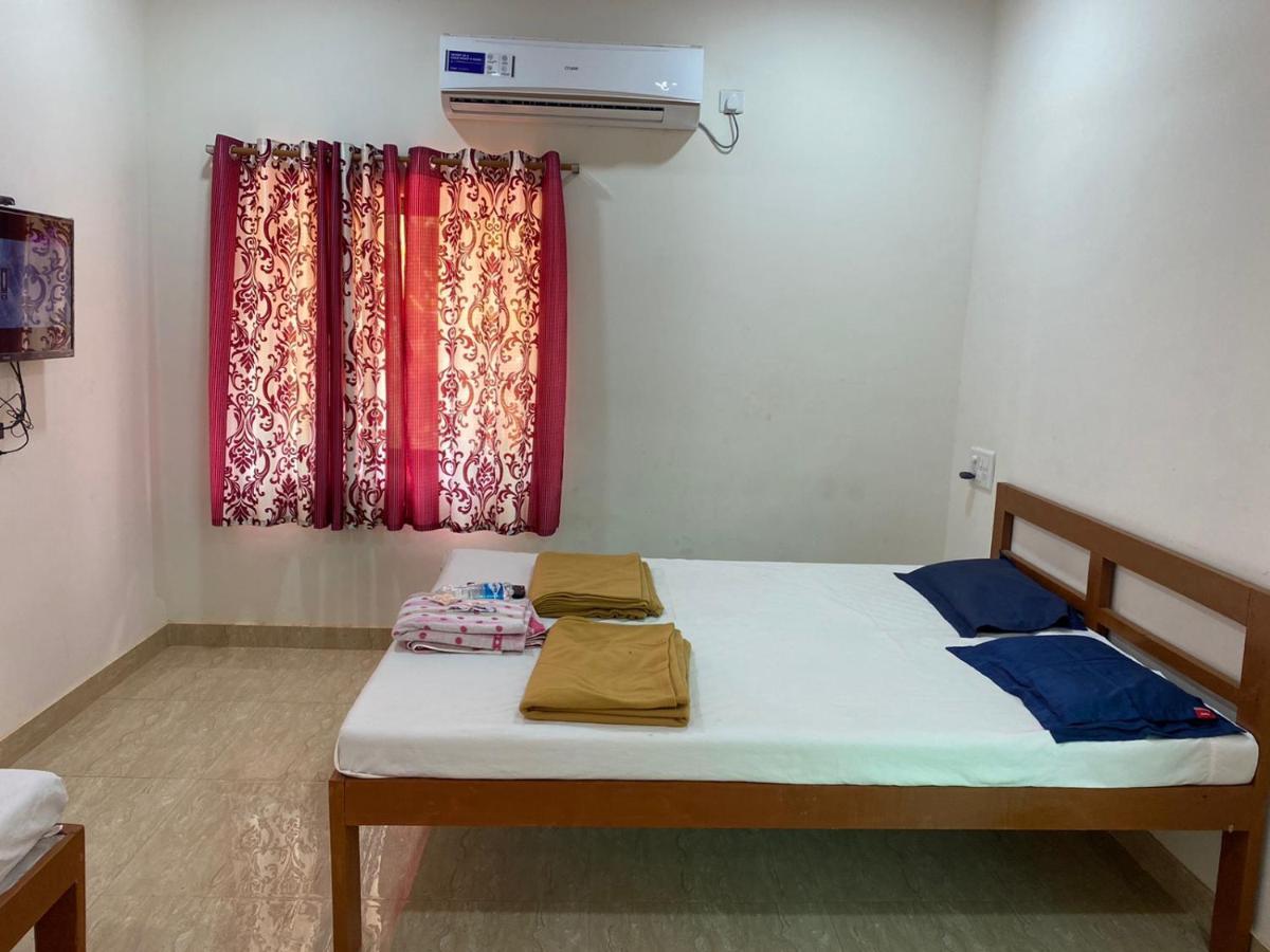Suma Beach Resort Dāpoli Eksteriør bilde